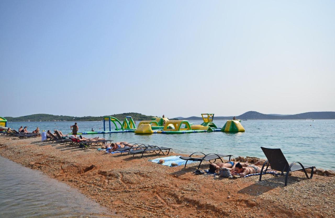 Rooms Jeriko Vodice Bagian luar foto
